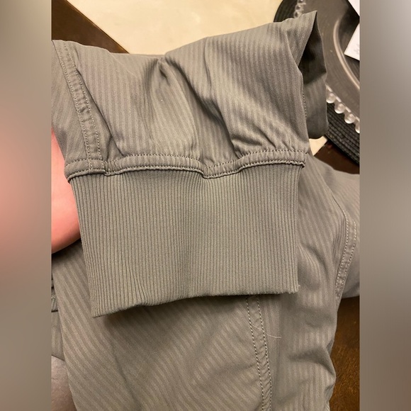 Lululemon Dance Studio Jogger - Picture 10 of 14